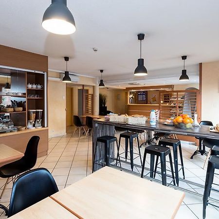 Hotel First Rodez Exterior photo
